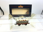 Bachmann 37-680A OO Gauge 14t Tank Wagon Esso