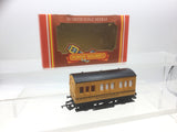 Hornby R296 OO Gauge Track Cleaning Coach (L1)(BOXED)