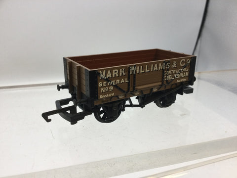 Hornby R6112 OO Gauge 4 Plank Wagon Mark Williams & Co, Cheltenham
