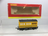 Hornby R296 OO Gauge Track Cleaning Coach (L2)