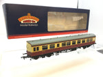 Bachmann 39-575 OO Gauge BR Red/Cream Auto Coach W231