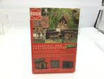 Busch 1522 HO/OO Gauge Rabbit Hutch and Two Dog Houses Kit