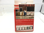 Busch 1812 HO/OO Gauge Pallets wit Boxes Kit