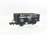 Graham Farish 373-175 N Gauge 7 Plank Wagon Charles Roberts, Wakefield