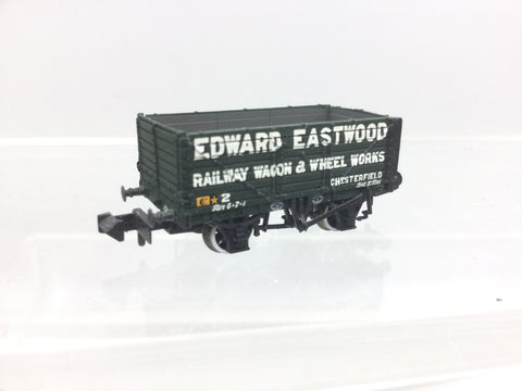 Graham Farish 377-076K N Gauge 7 Plank Wagon Edward Eastwood, Chesterfield