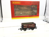 Hornby R6814 OO Gauge 6 Plank Wagon Huntley & Palmers, Reading