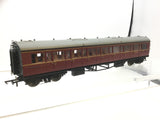 Hornby R4763 OO Gauge BR Maroon Collett Corridor 3rd Coach W5147W