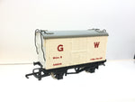 Wrenn W5019 OO Gauge Refrigerator Mica B Van GW