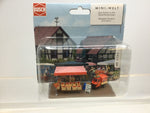 Busch 7725 HO/OO Gauge Strawberry Stand and Seller