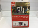 Busch 7832 HO/OO Gauge Gas Station with Scooter