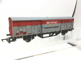 Hornby R60265 OO Gauge RailRoad BR Railfreight, VIX Ferry Van, DB787299 - Era 6