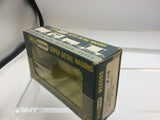 Wrenn W5013 OO Gauge 6 Wheel Milk Tanker St Ivel