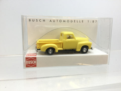 Busch 48283 HO/OO Gauge Chevrolet Pick-up Truck (Yellow)
