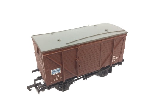 Bachmann 33-627 OO Gauge BR 12t Single Vent Van BR B751782 Sunday Times