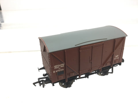 Bachmann 38-180A OO Gauge BR 12t Fruit Van B875726