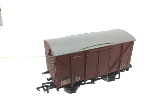 Bachmann 38-171 OO Gauge 12t Vent Van B765759