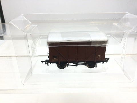 Bachmann 38-170A OO Gauge BR Plywood Vent Van B772139