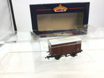 Bachmann 38-170A OO Gauge BR Plywood Vent Van B772139