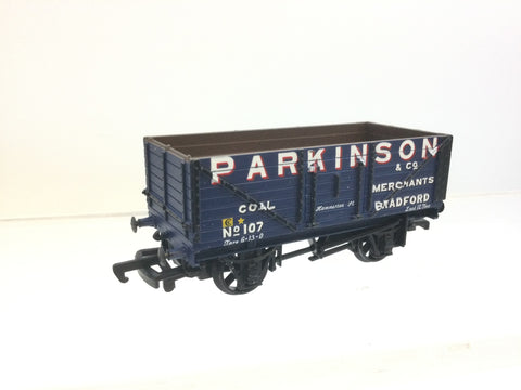 Mainline 937386 OO Gauge 7 Plank Wagon Parkinson Bradford