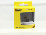 Noch 10431 HO/OO Gauge Man on a Folding Chair 3D Master Figure