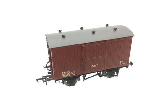 Bachmann 38-386 OO Gauge BR Bauxite 12t Ventilated Fruit Van E222334