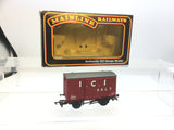 Mainline 937365 OO Gauge 12t Vent Van ICI Salt
