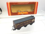 Hornby R733 OO Gauge 6 Wheel Van 'Palethorpes Sausages'