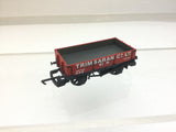Hornby R403 OO Gauge 3 Plank Wagon Trimsaran Co Ltd