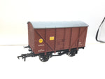 Dapol 4F-016-121 OO Gauge Banana Van Fyffes Bauxite B881955