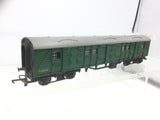 Triang R226 OO Gauge SR Green Bogie Luggage Van S2355S