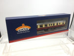 Bachmann 39-800 OO Gauge BR MK1 BSO Brake Second Open BR Crimson & Cream