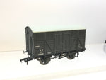 Bachmann 37-751B OO Gauge GWR 12t Fruit Van GW134330
