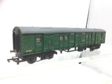 Triang R226 OO Gauge BR Green Bogie Luggage Van (REPAINTED) B44947
