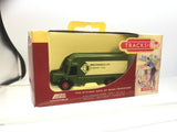 Lledo DG174005 1:76/OO Gauge Noddy Van BRS Parcels Ltd