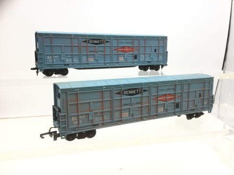 Life-Like 08995 HO Gauge Thrall Door Box Car Bennett x2 (WEATHERED)