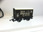 Hornby R205 OO Gauge Vent Van 'Van Houten's Cocoa'