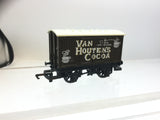 Hornby R205 OO Gauge Vent Van 'Van Houten's Cocoa'