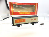 Hornby R6046 OO Gauge Curtain Sided Van Hornby Railways 1998