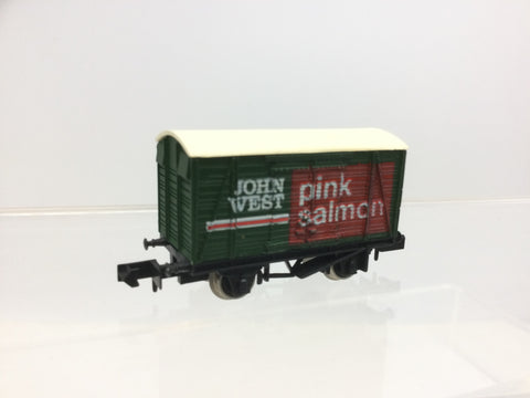 Graham Farish 2413 N Gauge Vent Van John West