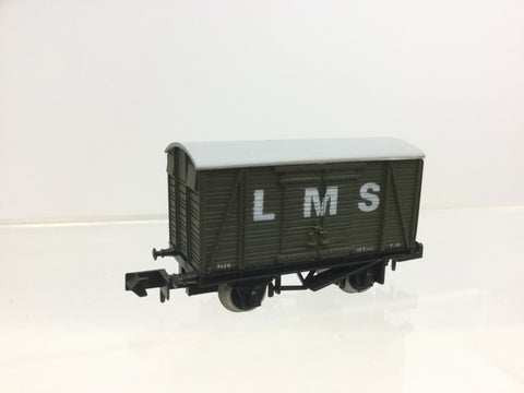 Graham Farish 2401 N Gauge Vent Van LMS 7126