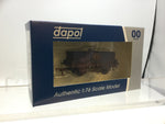 Dapol 4F-032-028 OO Gauge Rectangular Tank Wagon STP Oil Weathered