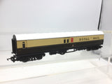 Hornby R440 OO Gauge GWR Operating Mail Coach