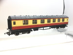 Hornby R442 OO Gauge BR(LMS) Stanier Composite Coach Maroon/Cream M4330