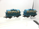 Mainline 37410 OO Gauge Tank Wagon Ronuk x2