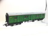Hornby R178 OO Gauge SR Bogie Luggage Van 2300