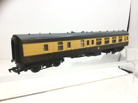 Mainline 37-106 OO Gauge BR BSK Coach Chocolate/Cream 2nd Class W34860