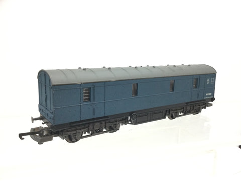 Lima 305360 OO Gauge Bogie GUV Parcel Van BR Blue M37926