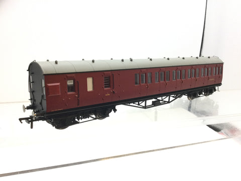 Hornby R4678A OO Gauge BR (Ex-LMS) Non-Corridor 3rd Brake Coach M20770M