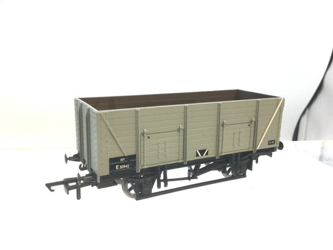 Hornby R6108D OO Gauge NE 9 Plank Mineral Wagon E30942