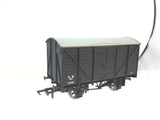 Hornby R6272 OO Gauge GWR 12t Double Vent Van 114497